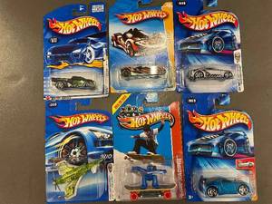 P - Set of 6 Hot Wheels Cars and Toys Collection