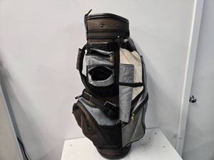 lot 13 image: Callaway Golf Bag ( Used, Good)