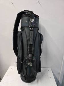 lot 14 image: Wilson Golf Bag ( Used, Good)