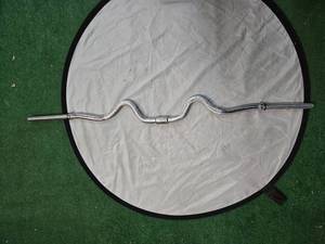 lot 43 image: Lot of One-inch Super Curl Bar ( Used)