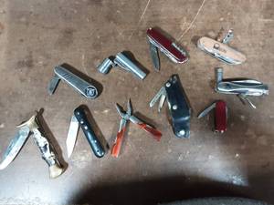 Collection Of Pocket Knives & Multi Tools