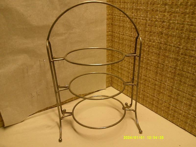 3 Tier Pie Holder