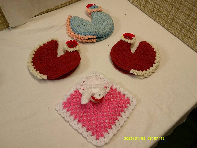 Vintage crochet chickens