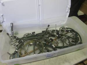 (G-1) Tote of Bunsen Burners 16 Tot...