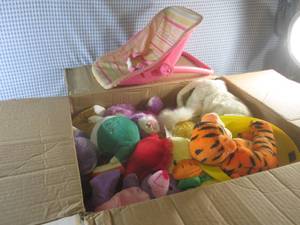 (F-2) Big Box Full of Assorted Kids...