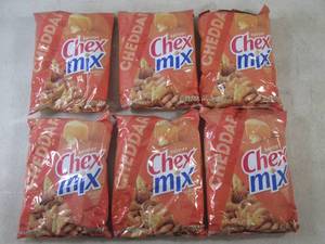 (B-3) 6 Bags of Cheddar Chex Mix 8....