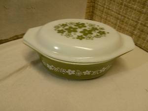 Pyrex Casserole Dish