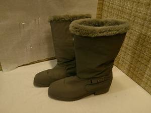 Ladies Boots size 9