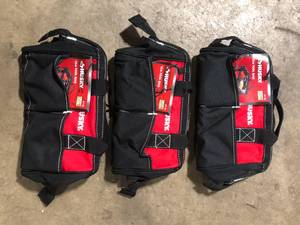 Lot of Husky 12 in 4 Pocket Zippered Tool Bag Customer Returns See Pictures