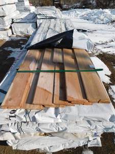 1 x 8 Western Red Cedar Shiplap V-Groove Utility - 688 Linear Feet