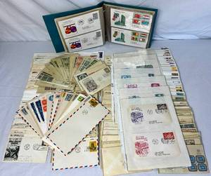 lot 42 image: Collection of United Nations First Day of Issue Cover Envelopes and United Nations Commemorative First Day Cover Collection Album