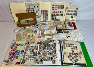 lot 133 image: Large Selection of Postage Stamps from Spain
