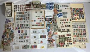 lot 125 image: Collection of Stamps from India and Nepal dating back to 1882