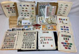 lot 120 image: Large Assortment of Stamps from Hungary dating back to 1874