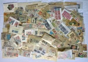 lot 285 image: Small Bin of Sleeved International Stamps