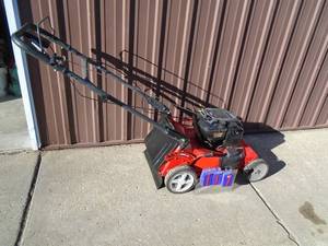 lot 117 image: Snapper 6.75 self propelled mower. Good used condition. As shown.