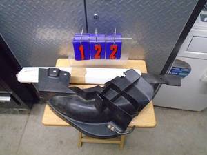 lot 122 image: Craftsman 46 blades with discharge cover. As shown.