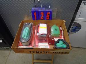 lot 126 image: Flat of small engine air filters. As shown.