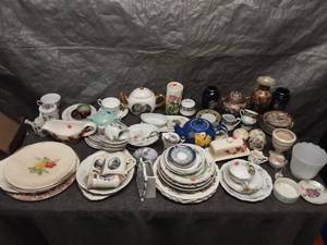 lot 37 image: Assorted Vintage China Dishware Collection