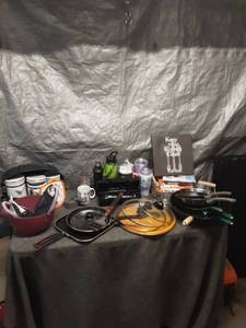 lot 60 image: Assorted Kitchenware and cook Book Collection