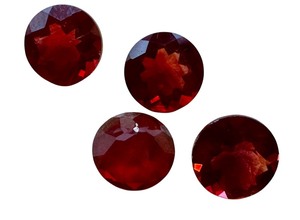 lot 20J image: (4) Red Andesine Stones 6mm