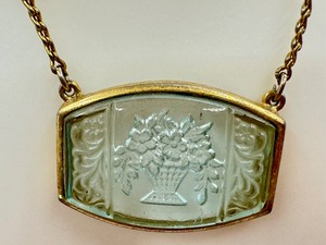lot 38J image: Vintage 1928 Art Nouveau Stamped Glass Pendant Necklace