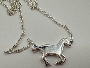 lot 39J image: Petite Sterling Silver Horse Pendant Necklace