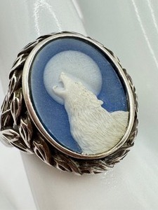 lot 74J image: Wolf Cameo Sterling Silver Ring