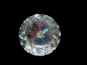 lot 64J image: White Topaz Gemstone, 12mm