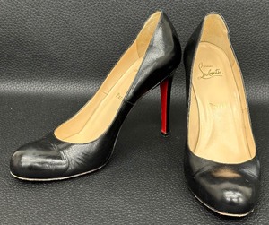 lot 72 image: Christian Louboutin Black Leather Pumps - Size 38 12