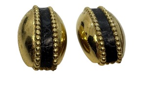 lot 90J image: Pair of Vintage Burberry Clip Earrings