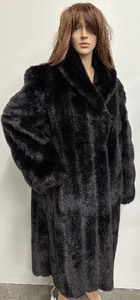 lot 128 image: Lovely Long Faux Fur Coat - Size LXL