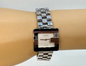 lot 99J image: GUCCI Wrist Watch