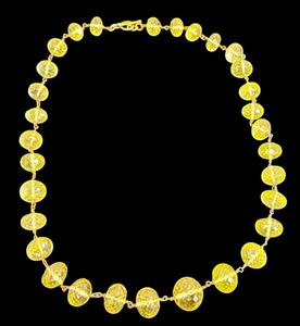 lot 71G image: Lovely Faceted Yellow Beaded Necklace