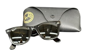lot 98 image: Wayfarer Sunglasses by Rayban