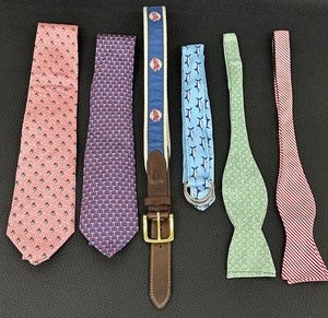 lot 125 image: A Nice Assortment of Ties, Bow Ties and Belts