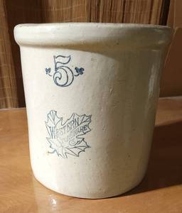 lot 158 image: Western Stoneware 5 Gallon Crock