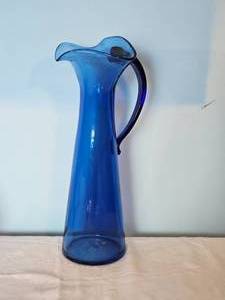 lot 20F image: Blenko Glass Co. Cobalt Blue Triangular Pitcher