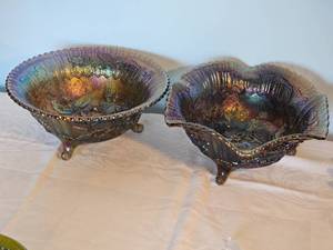 lot 50 image: Imperial Glass Co. Luster Rose Bowls in iridescent Blue