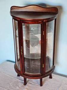 lot 124 image: Standing Bowfront Curio Cabinet