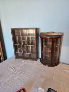 lot 125 image: Wall Hung Bowfront Curio Cabinet