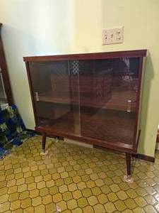 lot 15C image: MCM Sliding Glass Front Display Cabinet