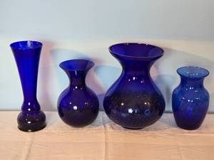 lot 22W image: Vintage Cobalt Glass Collection - Beautiful Curved Vases - (4)