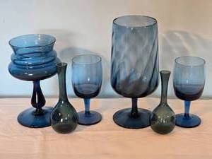 lot 23B image: Vintage Navy Blue Glass Collection - Stemware and Vases - (6)