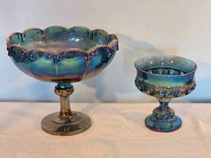 lot 25C image: Vintage Indiana Carnival Glass Iridescent Pedestal Bowl - Pair