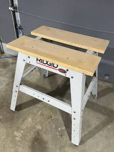 lot 10 image: RIGID Universal Adjustable Benchtop Tool Stand