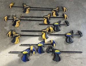 lot 21 image: Irwin and Quick Change Quick-Grip Bar ClampsSpreader Lot in Good Condition