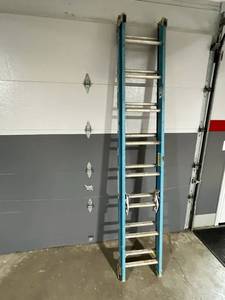 lot 44 image: Werner D6016-2 16ft. Fiberglass Extension Ladder Type 1 250 lbs. Capacity