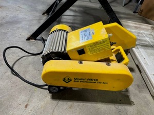 lot 65 image: Used Tile Saw and Stand in Good Working Condition