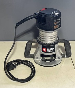 lot 97 image: Porter Cable (Model 7518) Variable Speed Router in Good Working Condition